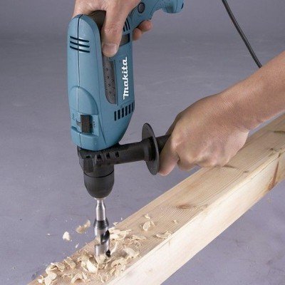 Makita Taladro percutor 680 W 13 mm HP1641K1X