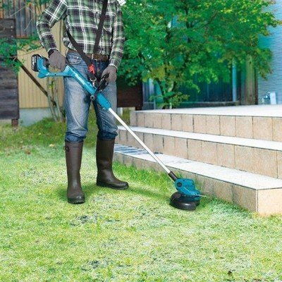 Makita Cortabordes BL 18V LXT telescópico DUR193RF