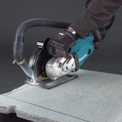 Makita Amoladora 2.200W 230 mm GA9020R