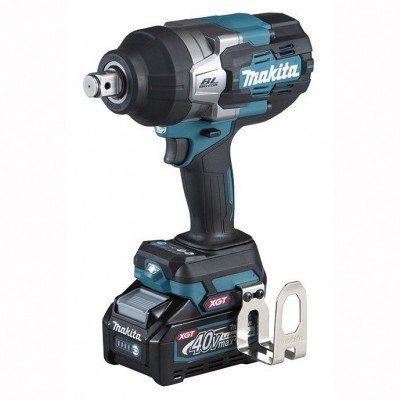Makita Llave de impacto BL 40Vmáx XGT 3/4” 1.800 Nm TW001GZ con cargador, maleta y baterías