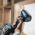 Makita | Atornillador de impacto BL 18V LXT 180Nm con makpac DTD172ZJ